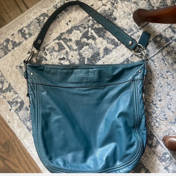 Coach Blue Leather Shoulder Bag - Picture 1 of 7
